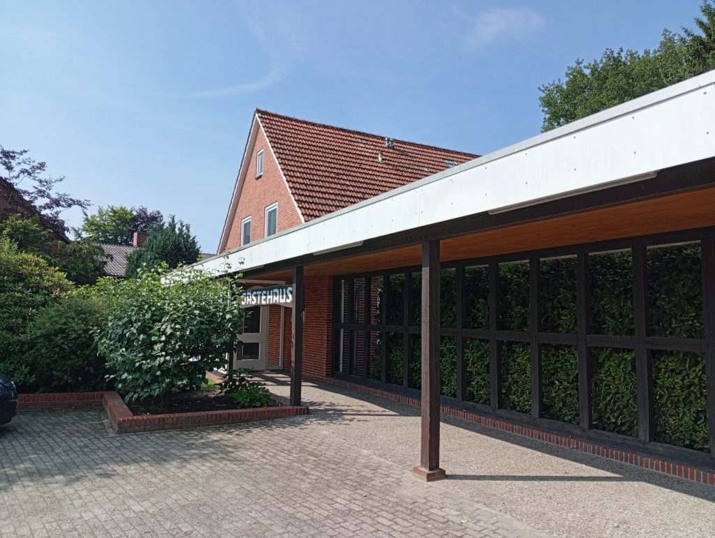 Landhaus Ahrens - Bauernschänke
Gästehaus - Eingang